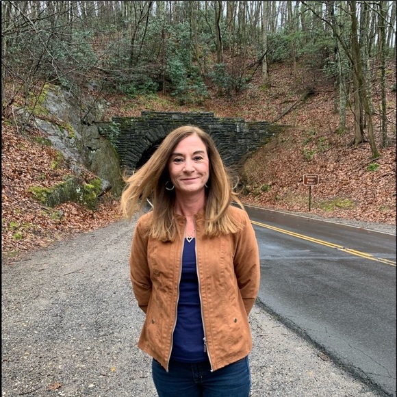 Meet your Posher, Shari - Picture 7 of 16